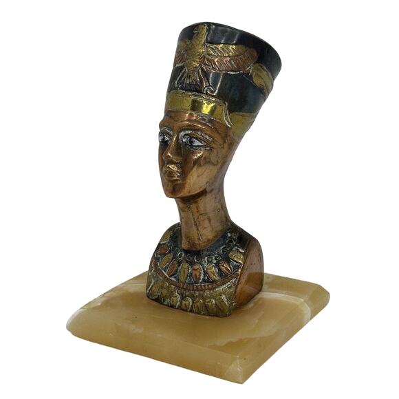 Vintage Metal/Copper Egyptian Nefertiti Bust with marble base 6” T x 4.6" x 3.7 - Picture 3 of 6